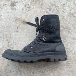 Women’s Waterproof Palladium Boots